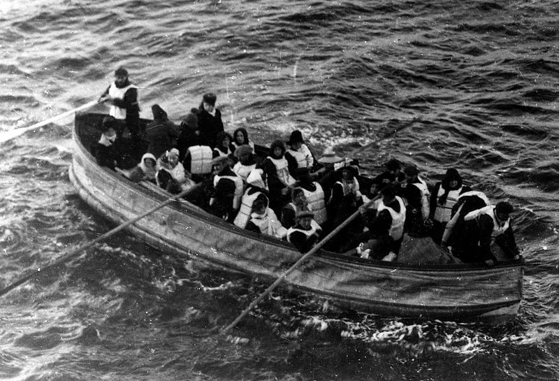 Source: https://commons.wikimedia.org/wiki/File:Titanic_lifeboat.jpg